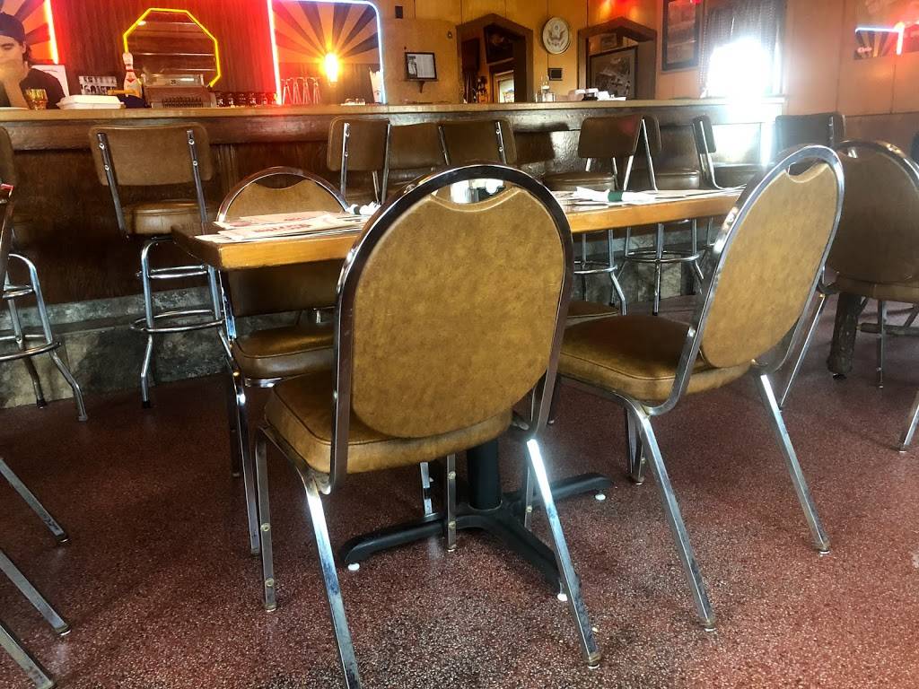 Still Wallys Still | restaurant | W9693 WI-96, Dale, WI 54931, USA | 9207794010 OR +1 920-779-4010