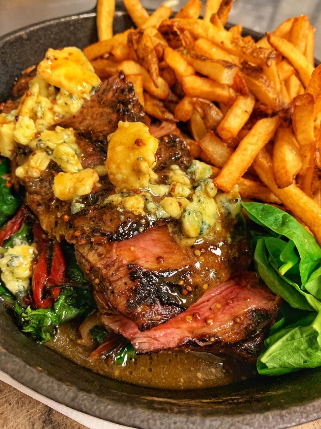 First Hill, York | restaurant | 369 US-1, York, ME 03909, USA | 2073518517 OR +1 207-351-8517