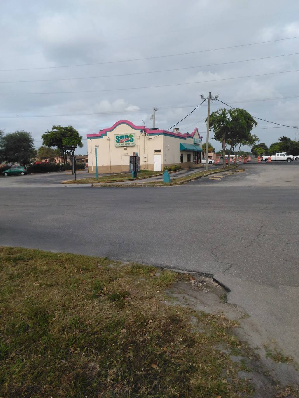 Miami Subs Grill | restaurant | 1955 S State Rd 7, West Park, FL 33023, USA | 9548936671 OR +1 954-893-6671