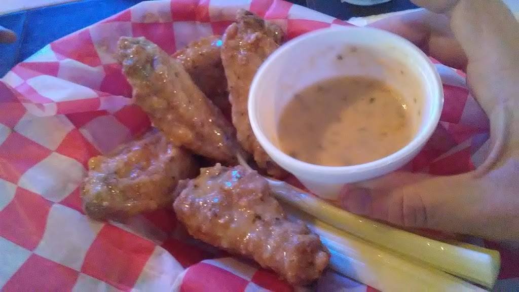 Bootleggers Bar & Grille Home of the big deck | restaurant | 287 TN-1, Crossville, TN 38555, USA | 9313370449 OR +1 931-337-0449