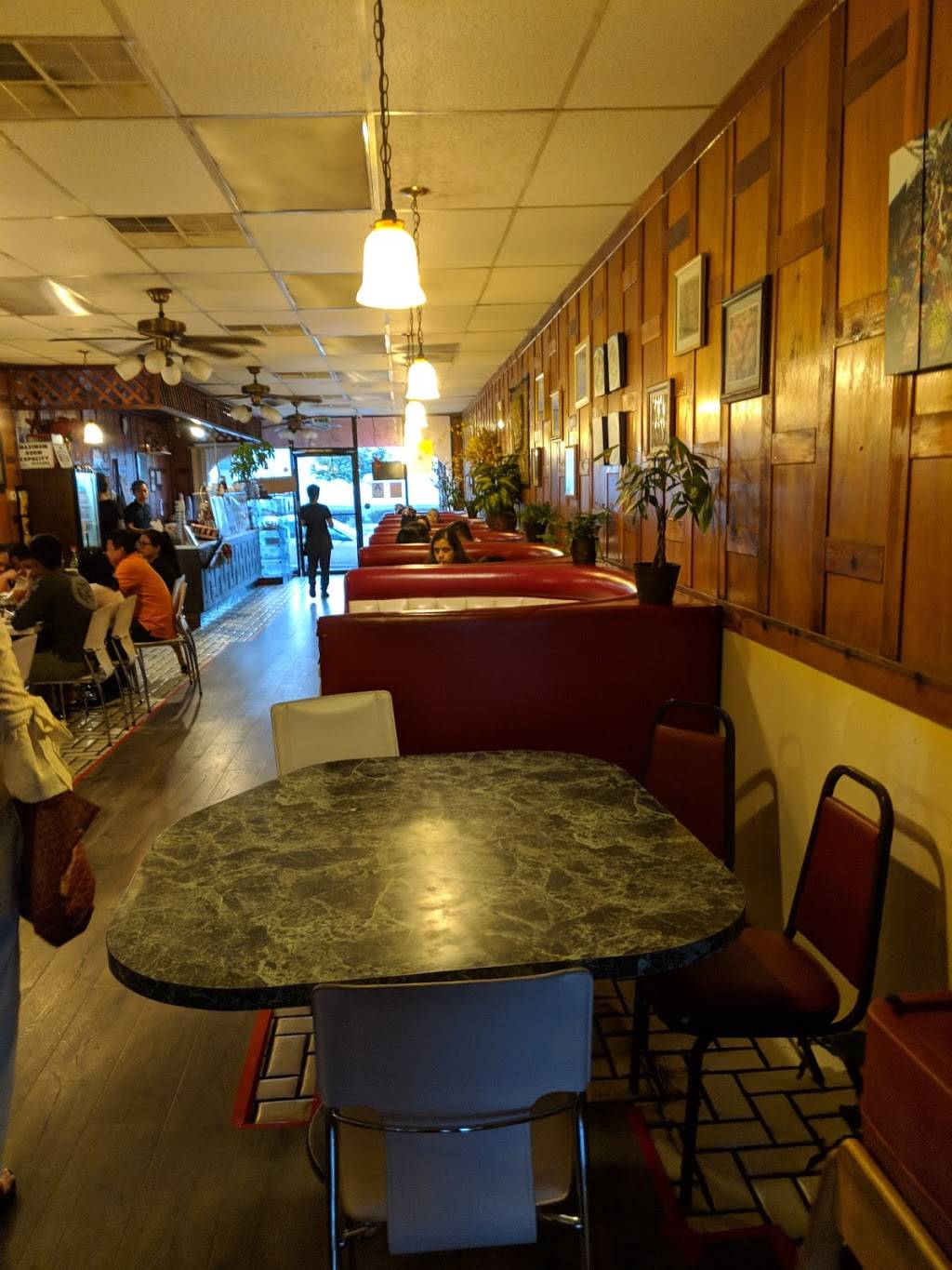 Khun Dang Thai Cuisine | restaurant | 4415, 13436 Sherman Way, North Hollywood, CA 91605, USA | 8185034993 OR +1 818-503-4993