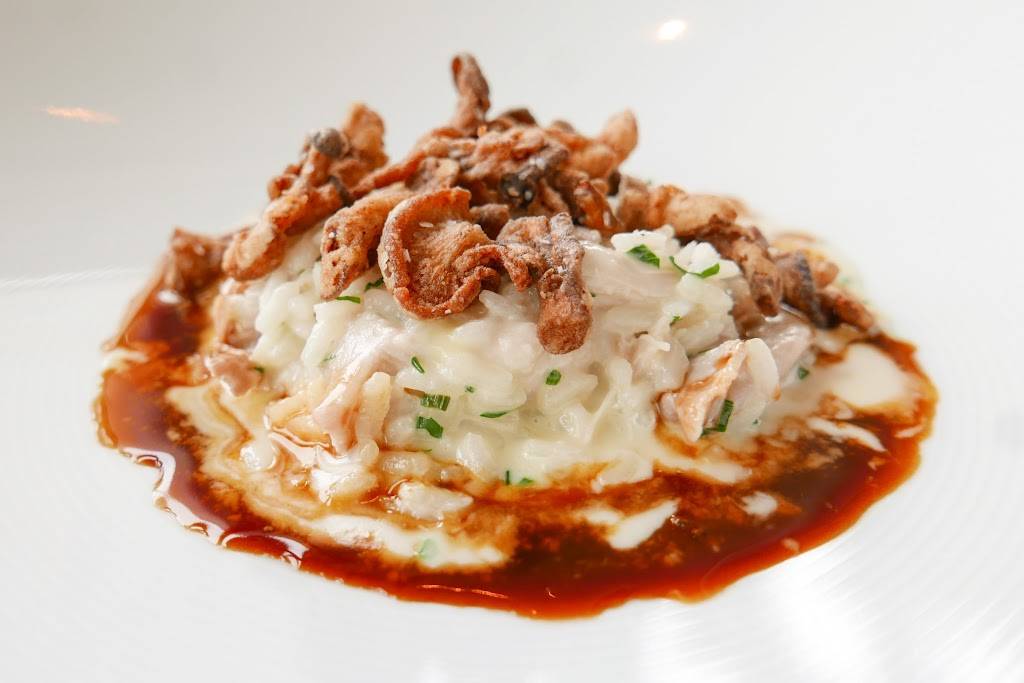 NoMi Kitchen | restaurant | 800 N Michigan Ave, Chicago, IL 60611, USA | 3122394030 OR +1 312-239-4030