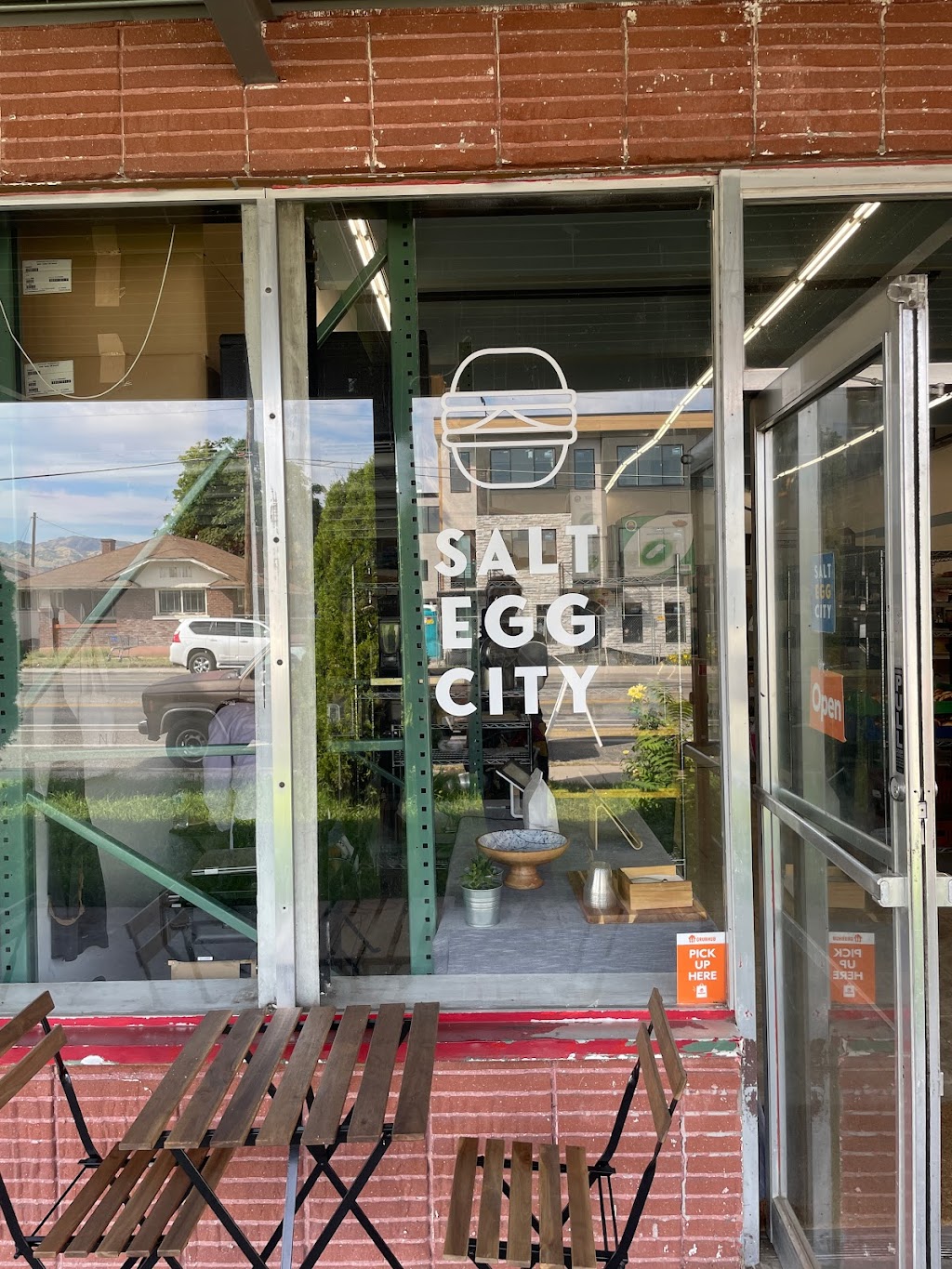 Salt Egg City | restaurant | 67 W 1700 S, Salt Lake City, UT 84115, USA | 3853011038 OR +1 385-301-1038