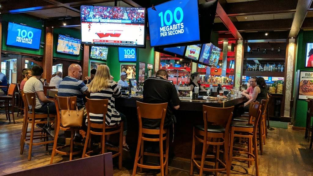 Duffys Sports Grill | restaurant | 4158 Conroy Rd, Orlando, FL 32839, USA | 4079302960 OR +1 407-930-2960