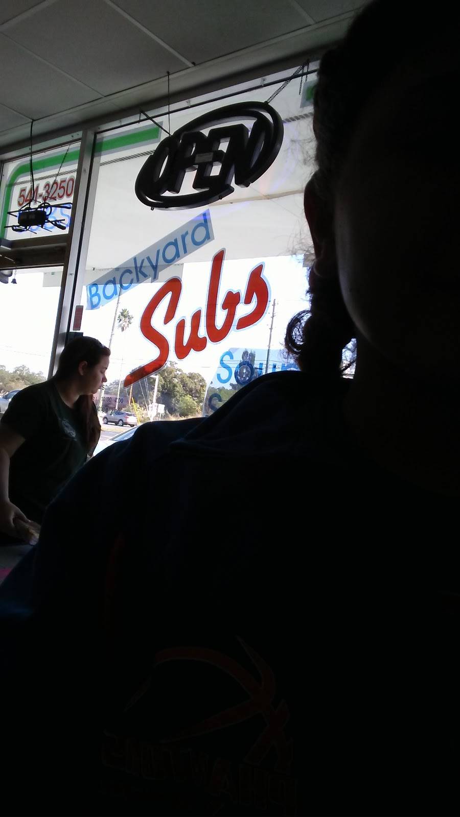 Your Mothers Back Yard | restaurant | 10555 66th St N, Pinellas Park, FL 33782, USA | 7275413250 OR +1 727-541-3250