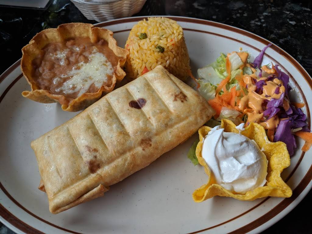 Coyote Flaco Mexican Restaurant | restaurant | 635 New Britain Ave, Hartford, CT 06106, USA | 8609531299 OR +1 860-953-1299