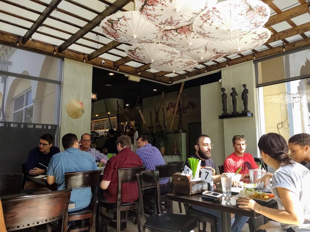 Lemongrass Vietnamese bistro | restaurant | 8970 Fontana Del Sol Way #6, Naples, FL 34109, USA | 2397343769 OR +1 239-734-3769