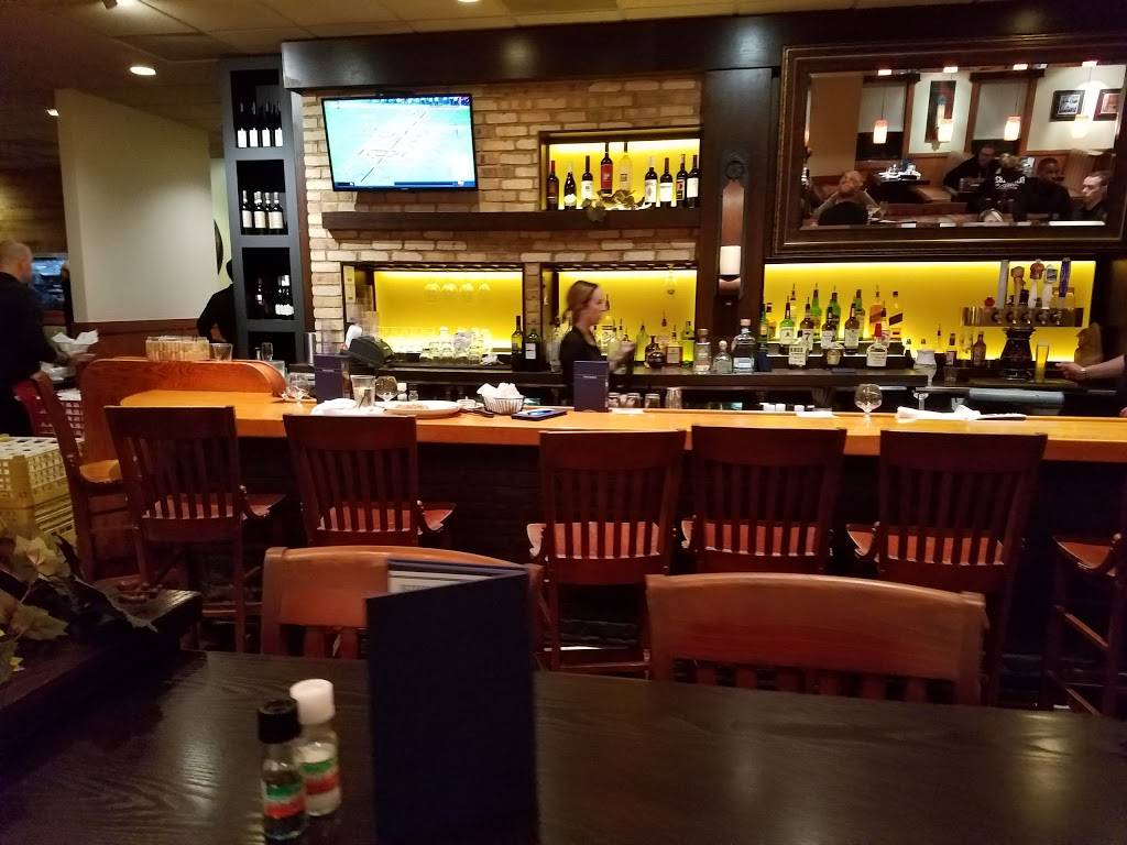 Carrabbas Italian Grill | restaurant | 1645 Niagara Falls Blvd, Amherst, NY 14228, USA | 7168335003 OR +1 716-833-5003