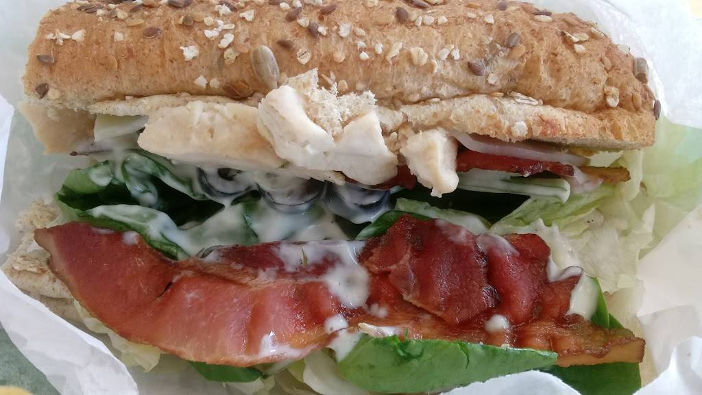 Subway | meal takeaway | 9377 NE Cascades Pkwy, Portland, OR 97220, USA | 5035484889 OR +1 503-548-4889