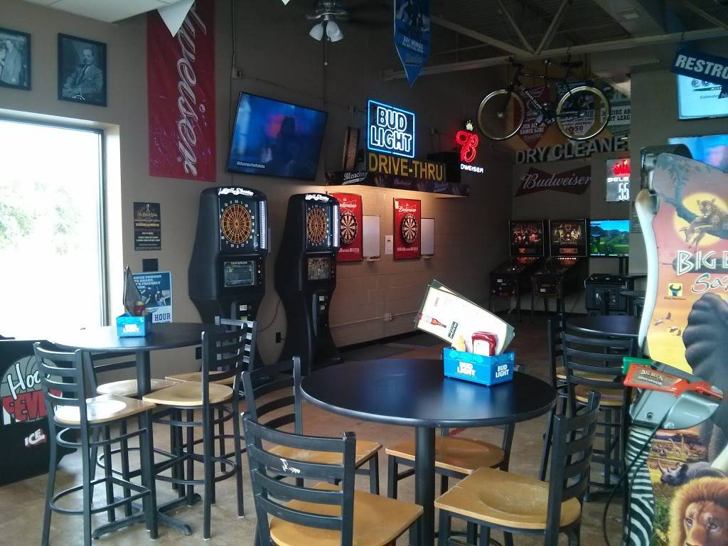 Bleachers Bar and Franks | restaurant | 454 P, OFallon, MO 63366, USA | 6362949777 OR +1 636-294-9777