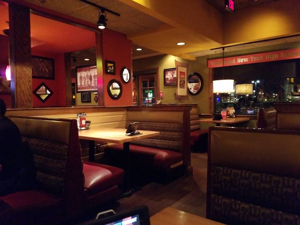 Applebees Grill + Bar | restaurant | 23099 W Outer Dr, Allen Park, MI 48101, USA | 3132744540 OR +1 313-274-4540