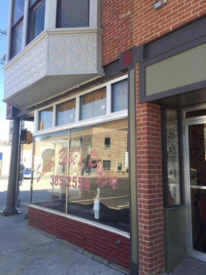 Susan Bobes Pizza | restaurant | 101 W Broadway St, Princeton, IN 47670, USA | 8123852554 OR +1 812-385-2554