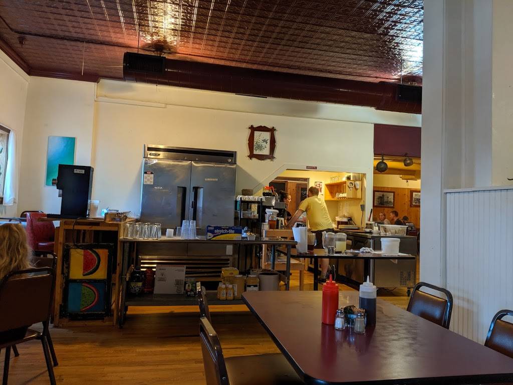 Salt Fork Kitchen | restaurant | 112 E Main St, Solon, IA 52333, USA | 3196242081 OR +1 319-624-2081