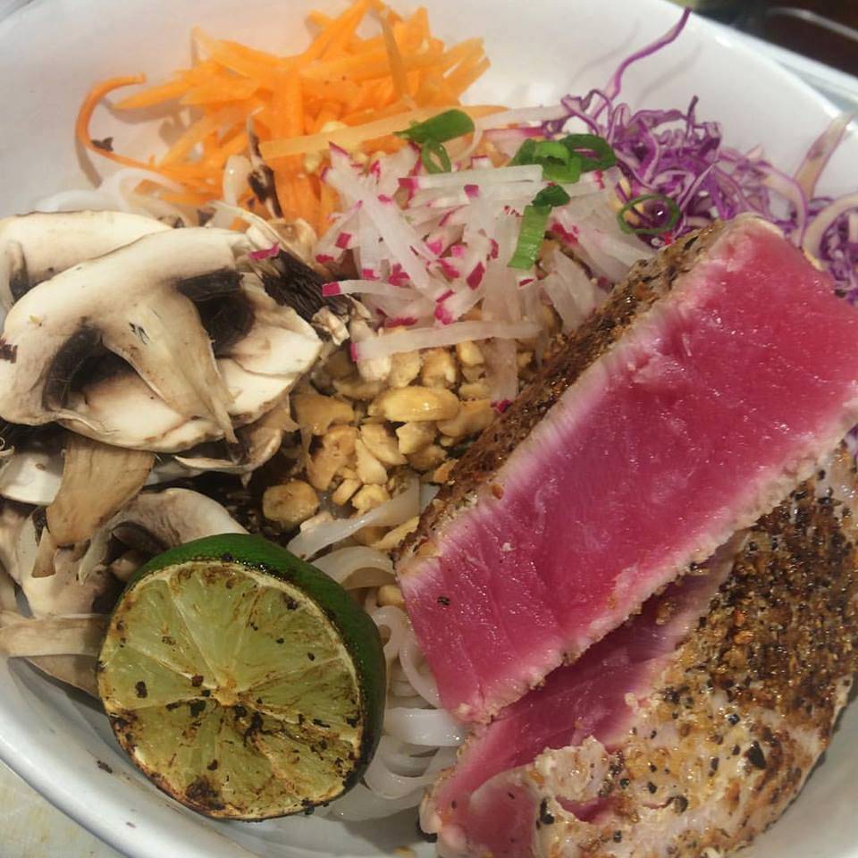 SouthHouse | restaurant | 2535 S 13th St, Philadelphia, PA 19148, USA | 2674573682 OR +1 267-457-3682