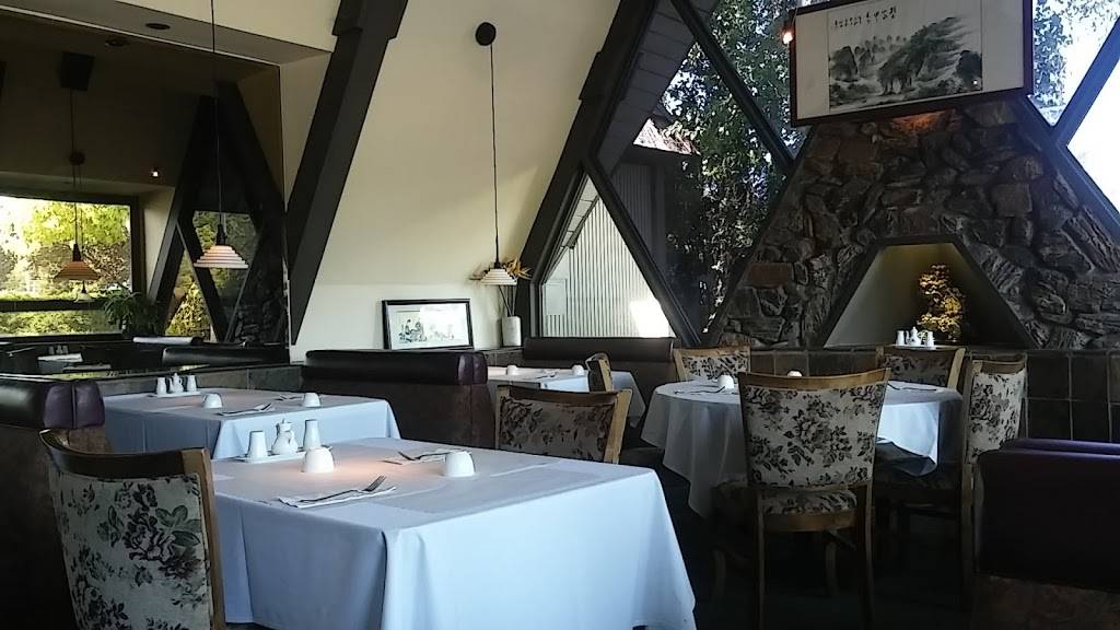China Palace Restaurant | restaurant | 7089 Redwood Blvd, Novato, CA 94945, USA | 4158926563 OR +1 415-892-6563