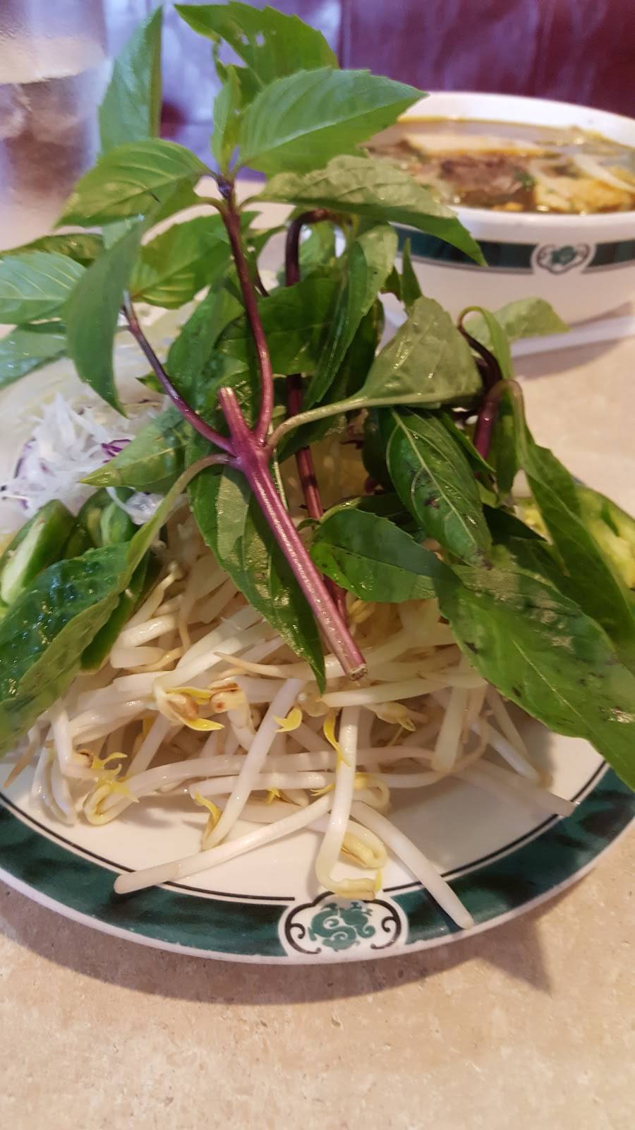 Pho Hoai Restaurant | restaurant | 733 SW 185th Ave, Beaverton, OR 97006, USA | 5036420216 OR +1 503-642-0216