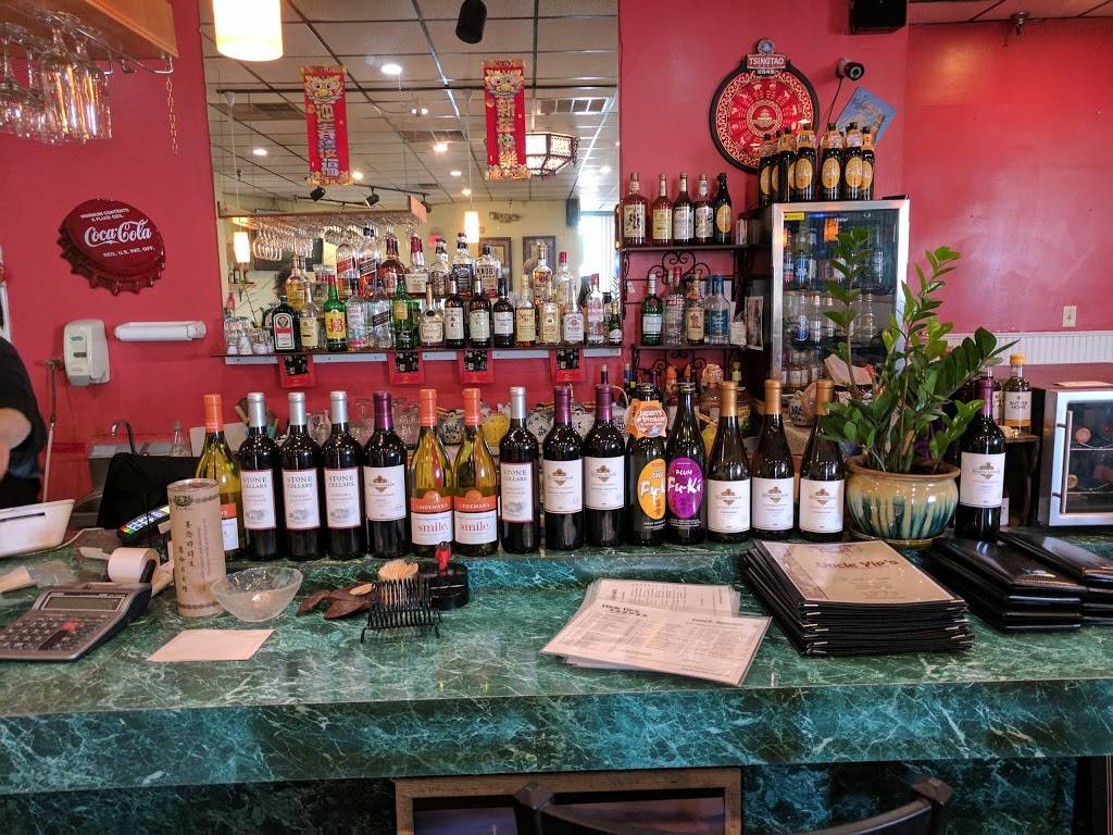 Uncle Yips Restaurant | restaurant | 10736 Reading Rd, Cincinnati, OH 45241, USA | 5137338484 OR +1 513-733-8484