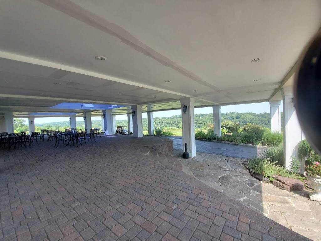 New York Country Club | restaurant | 103 Brick Church Rd, Spring Valley, NY 10977, USA | 8453625800 OR +1 845-362-5800