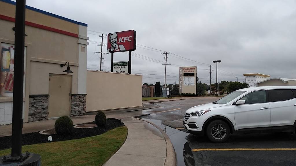 KFC | restaurant | 7180 S Memorial Dr, Tulsa, OK 74133, USA | 9182521476 OR +1 918-252-1476