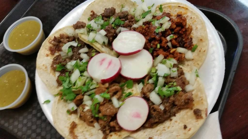 El Pariente Mexican Food | restaurant | 24375 Main St, Newhall, CA 91321, USA | 6617994959 OR +1 661-799-4959