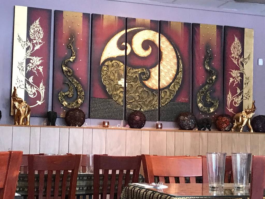 Thai Moon | restaurant | 663 Massachusetts Ave, Arlington, MA 02476, USA | 7816463334 OR +1 781-646-3334