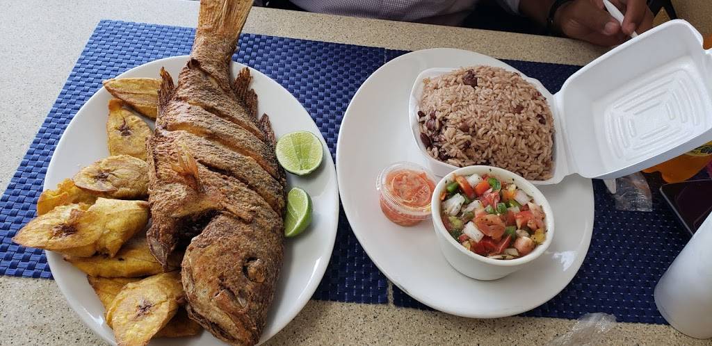 Moms Restaurant Haitian Cuisine and Bakery | restaurant | 11900 N Nebraska Ave Suite #1, Tampa, FL 33612, USA | 8136310900 OR +1 813-631-0900