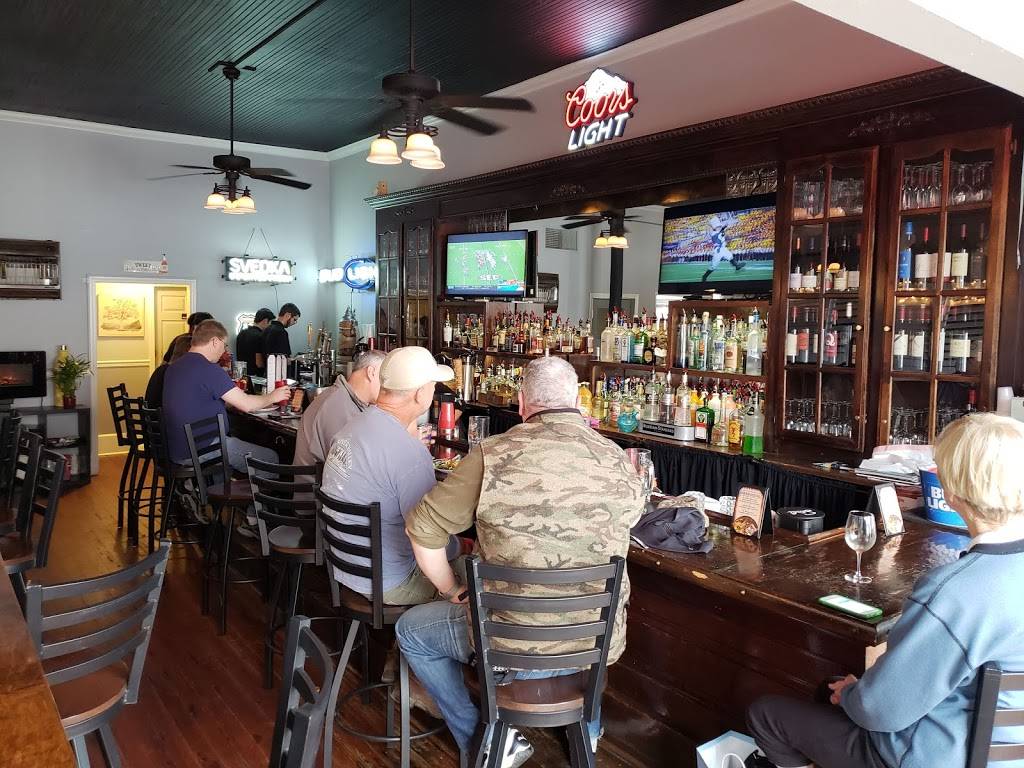 Olde Town Hall Restaurant & Pub | restaurant | 140 S Palmer St, Ridgeway, SC 29130, USA | 8033370389 OR +1 803-337-0389