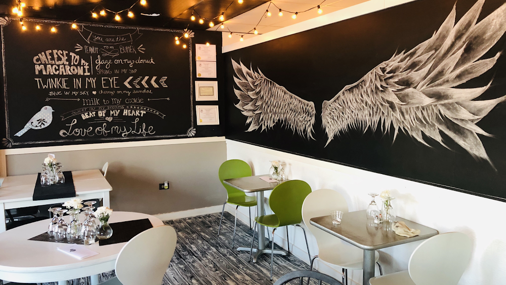 Ginger + Soul | restaurant | 131 E Hydraulic St, Yorkville, IL 60560, USA | 6304404017 OR +1 630-440-4017