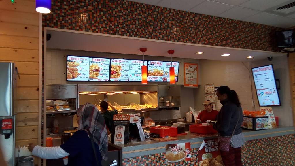 Popeyes Louisiana Kitchen | restaurant | 4241 N Pershing Dr, Arlington, VA 22203, USA | 7035169336 OR +1 703-516-9336