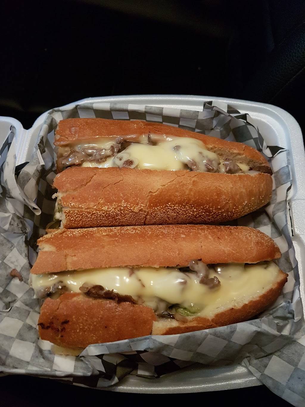 Pizza Nostra | meal takeaway | 362 Lakeshore Rd W, Mississauga, ON L5H 1H3, Canada | 9058913978 OR +1 905-891-3978