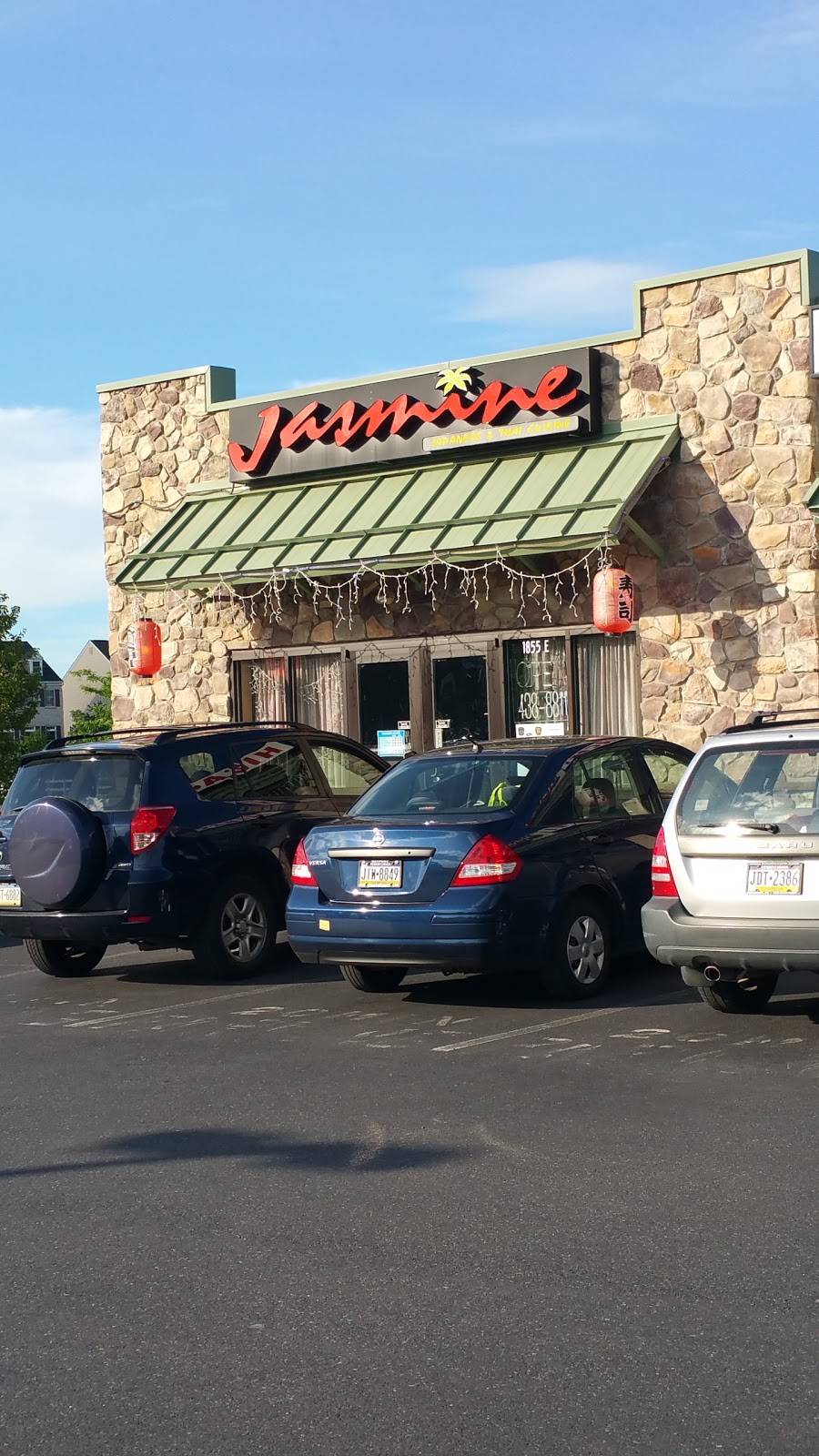 Jasmine Japanese and Thai restaurant | restaurant | 1855 Sullivan Trail, Easton, PA 18040, USA | 6104388811 OR +1 610-438-8811