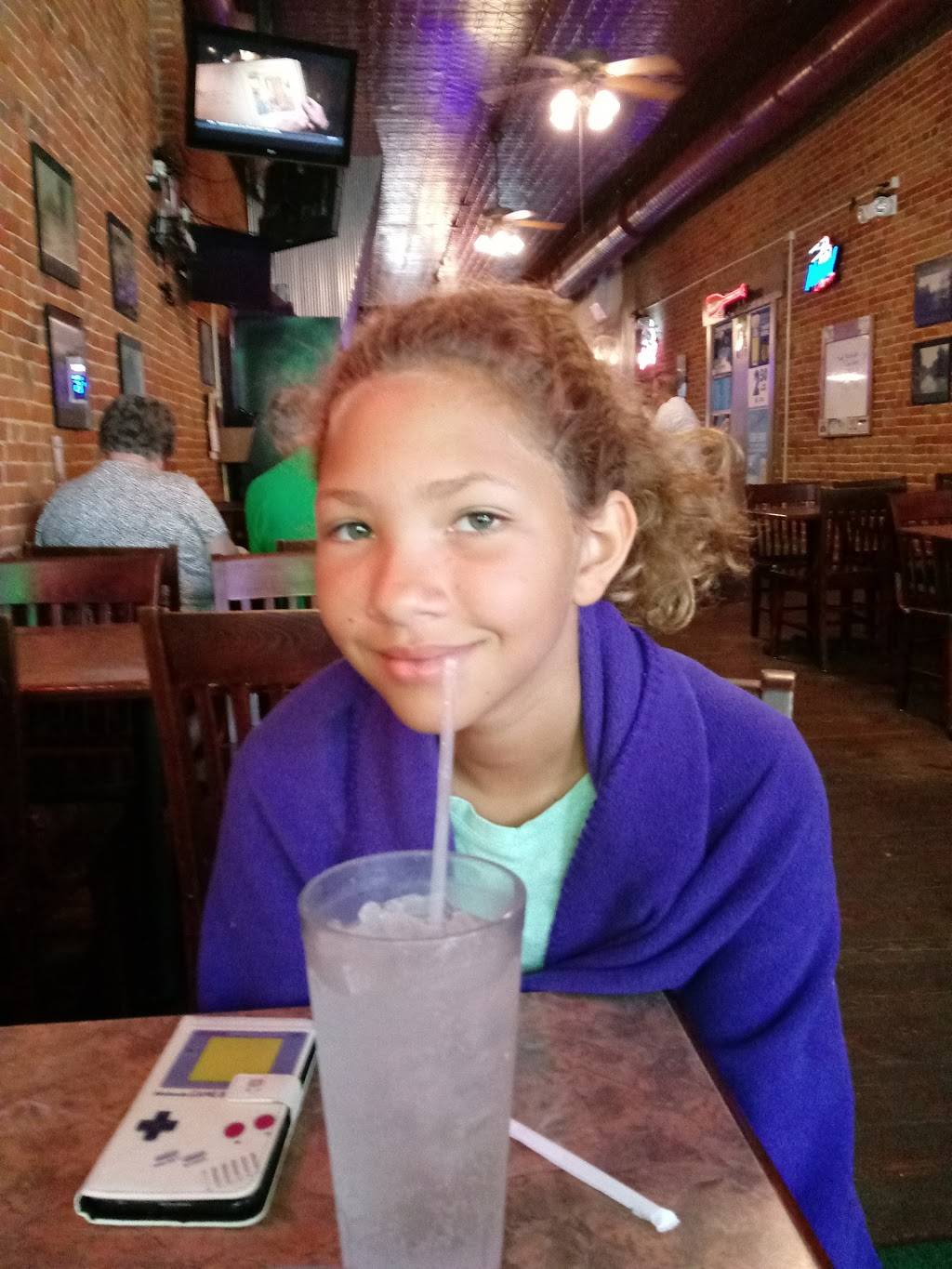 The Main Street Pub | restaurant | 113 W Main St, Monticello, IL 61856, USA | 2177629414 OR +1 217-762-9414