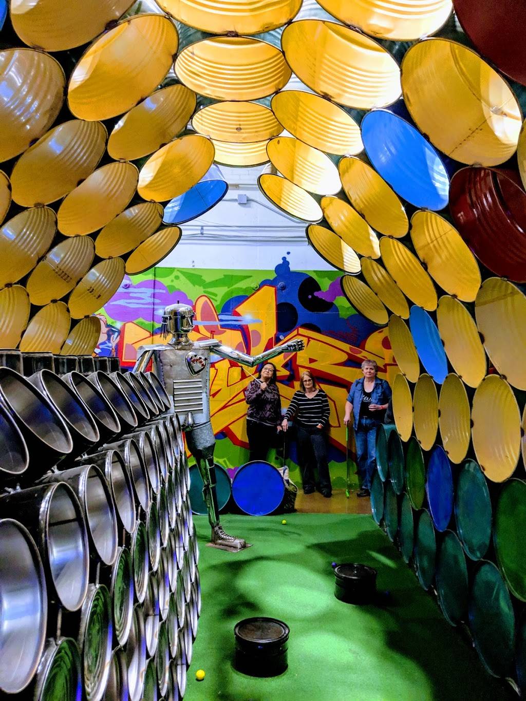 Can Can Wonderland | restaurant | 755 Prior Ave N #004, St Paul, MN 55104, USA | 6519252261 OR +1 651-925-2261