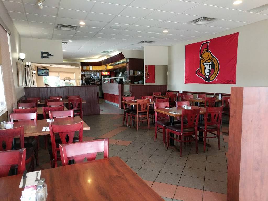 Colonnade Pizza | restaurant | 461 Hazeldean Rd, Kanata, ON K2L 1V1, Canada | 6138315599 OR +1 613-831-5599
