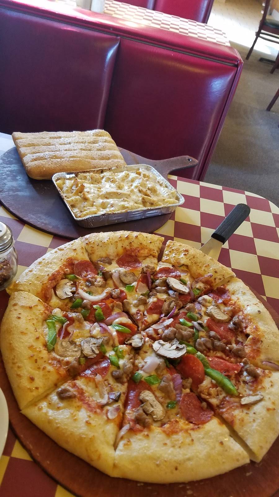 Pizza Hut | restaurant | 3233 Fort Worth Ave, Dallas, TX 75211, USA | 2143392158 OR +1 214-339-2158