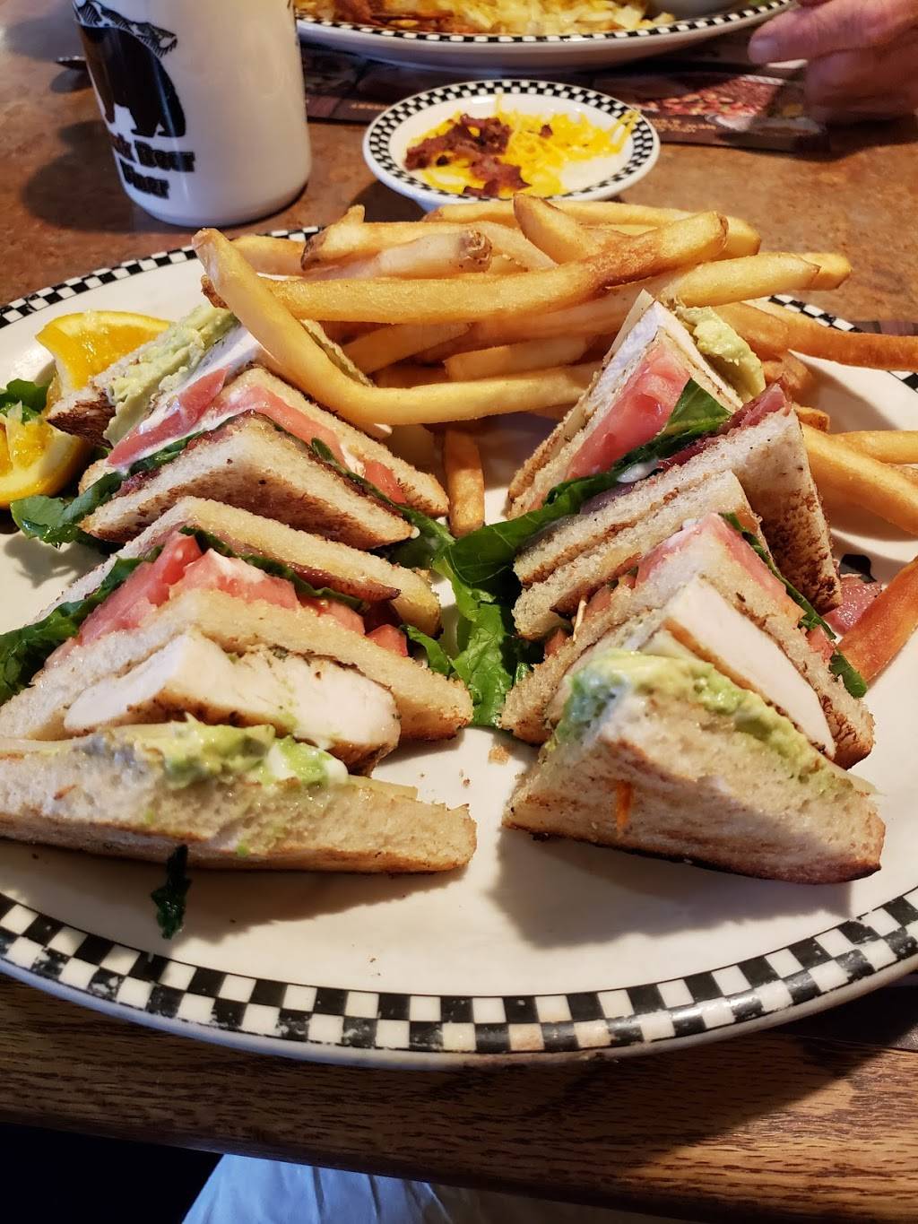 Black Bear Diner | restaurant | 32065 Pacific Hwy S, Federal Way, WA 98003, USA | 2539458332 OR +1 253-945-8332