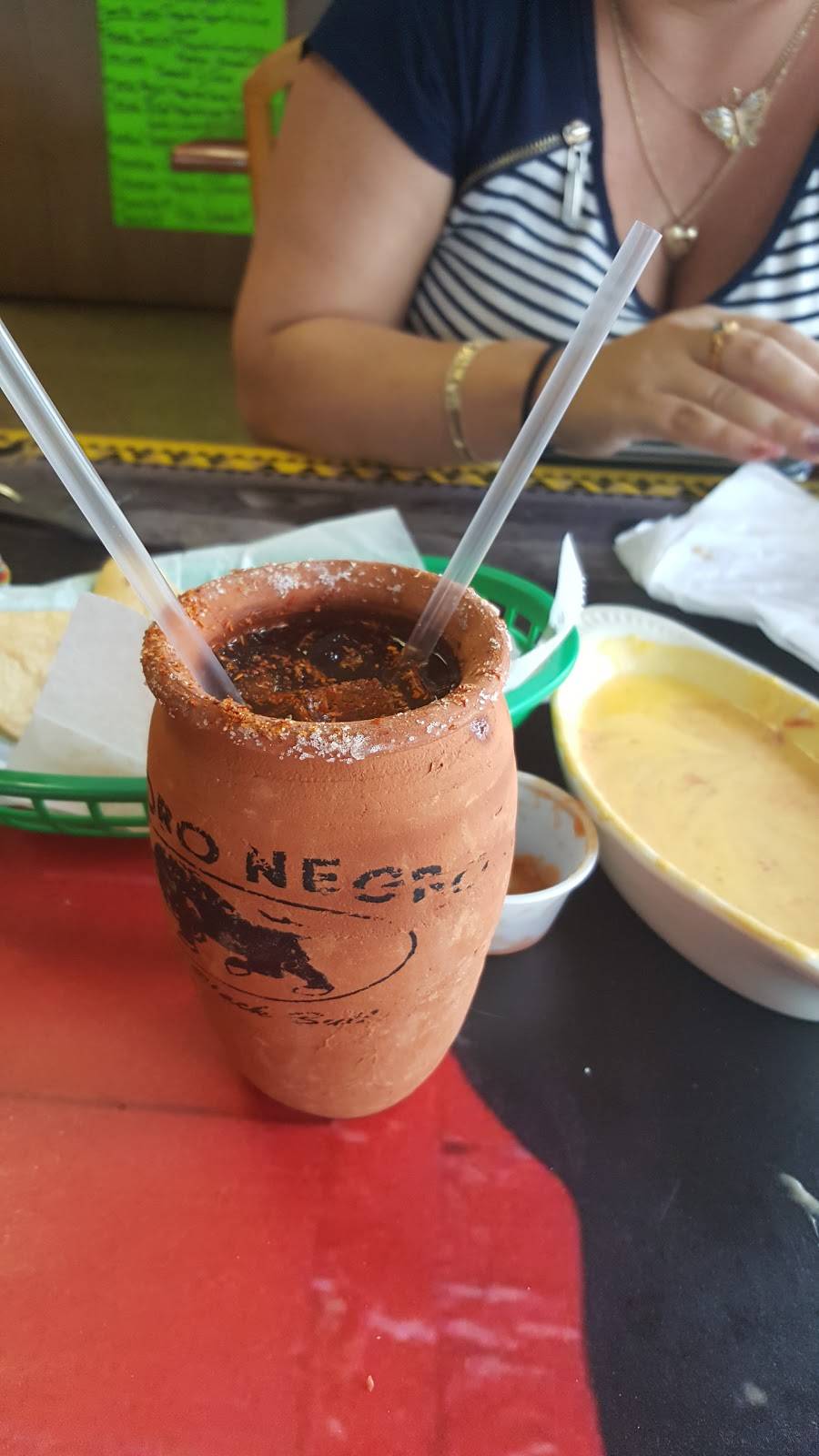 El Toro Negro | restaurant | 5780 54th Ave N, Kenneth City, FL 33709, USA | 7275414901 OR +1 727-541-4901