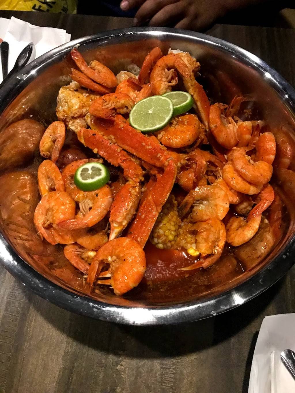 The Boiling | restaurant | 1 N Meridian St #100, Indianapolis, IN 46204, USA | 3176003066 OR +1 317-600-3066