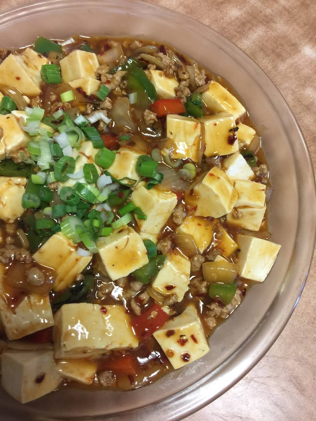 Wongs Garden Restaurant | restaurant | 263 Weller Ave #3, Kingston, ON K7K 5B5, Canada | 6135424709 OR +1 613-542-4709