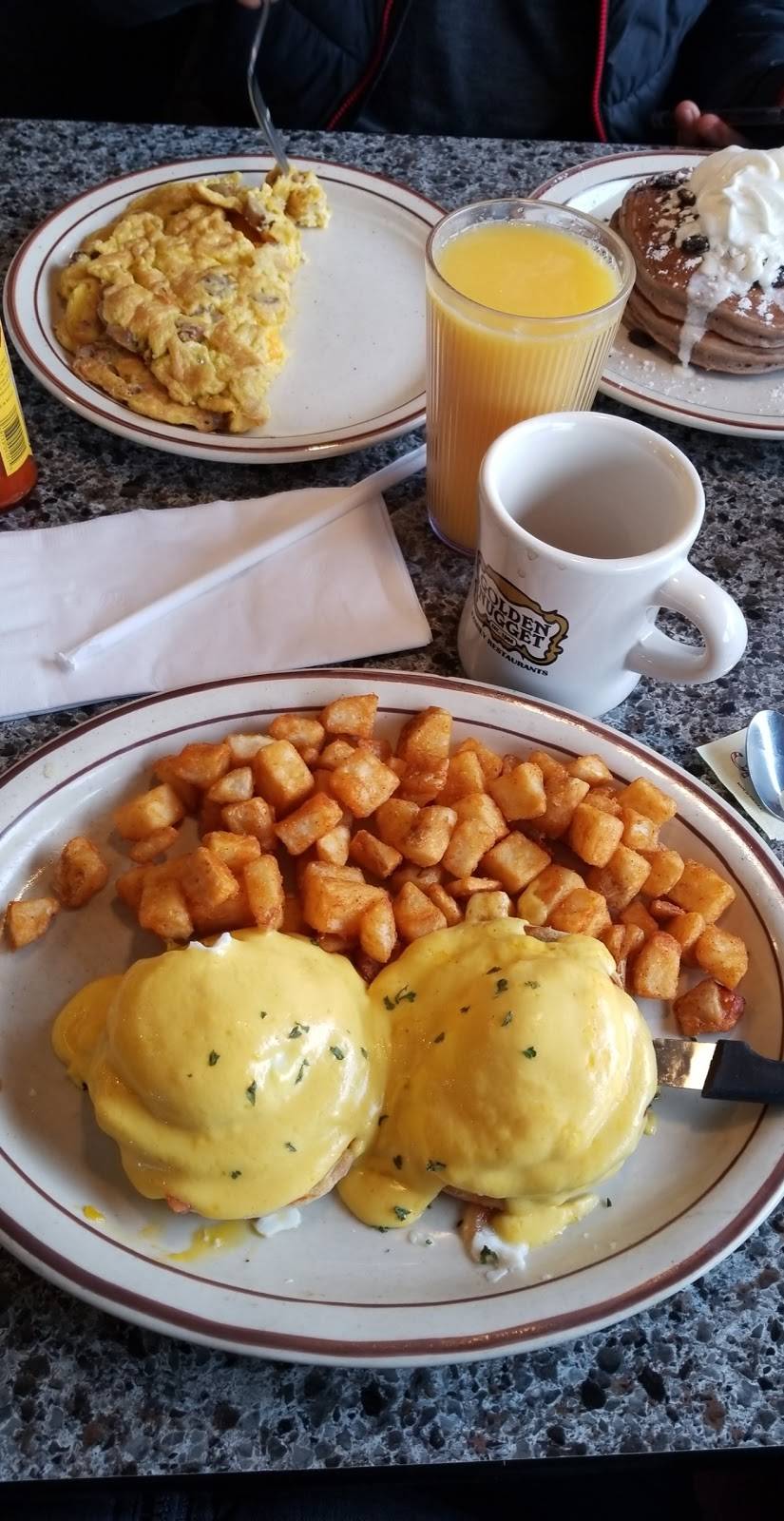 Golden Nugget Pancake House | bakery | 3234 W Irving Park Rd, Chicago, IL 60618, USA | 7732671987 OR +1 773-267-1987