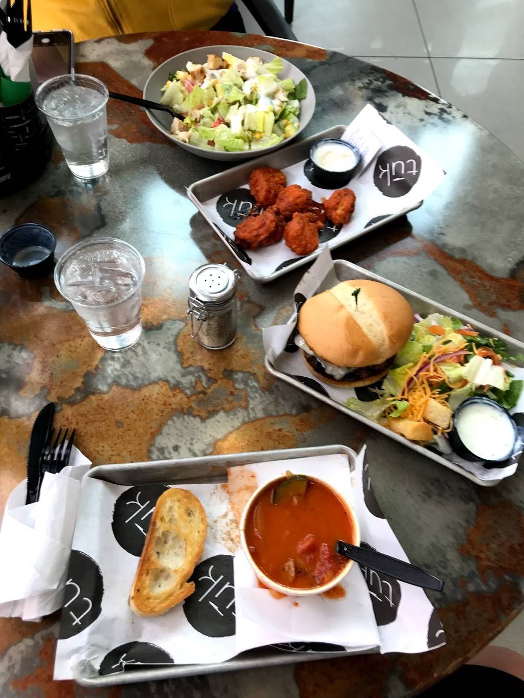 Tūk kafe | restaurant | 15815 S 50th St, Phoenix, AZ 85048, USA | 4805684885 OR +1 480-568-4885