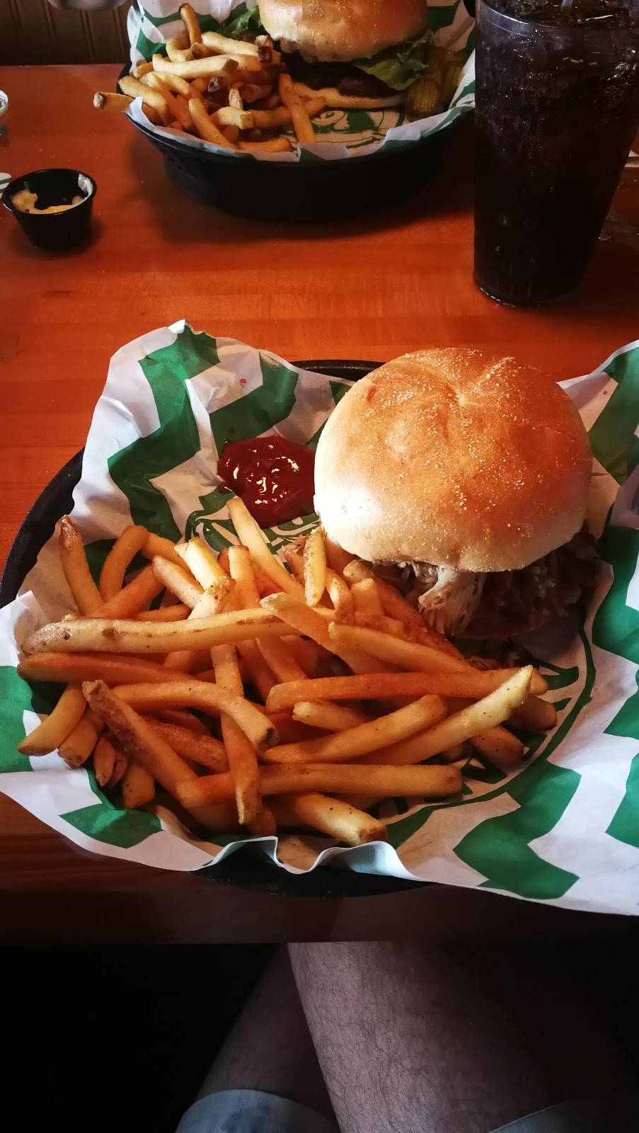 Park Avenue BBQ Grille | restaurant | 525 US-1, North Palm Beach, FL 33408, USA | 5618427427 OR +1 561-842-7427