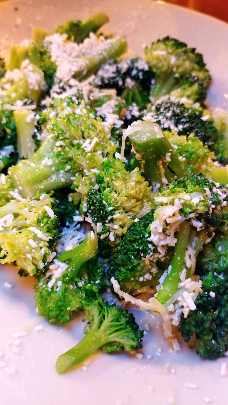 The Old Spaghetti Factory | meal takeaway | 2110 Newport Blvd, Newport Beach, CA 92663, USA | 9496758654 OR +1 949-675-8654