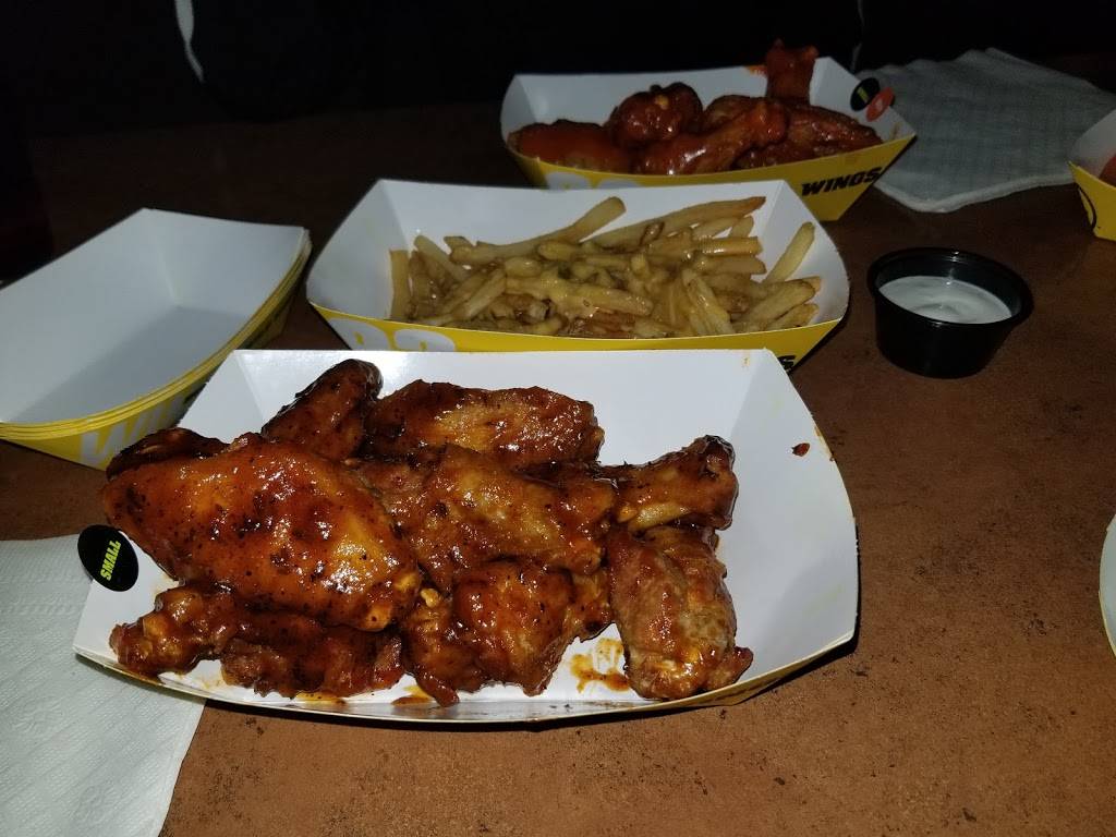 Buffalo Wild Wings | meal takeaway | 5840 Wiles Rd, Coral Springs, FL 33067, USA | 9542556744 OR +1 954-255-6744