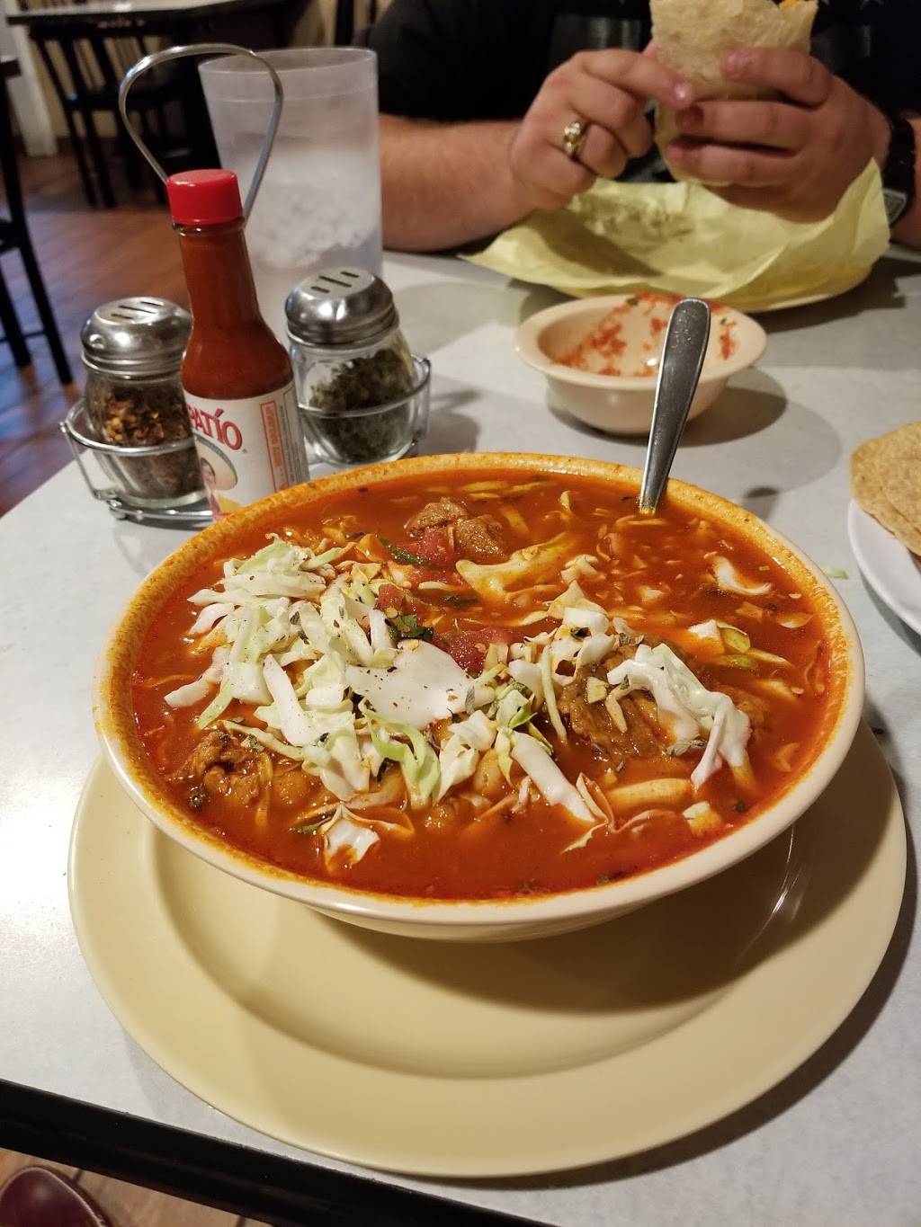 Taqueria Los Altos | restaurant | 205 Chester Ave, Bakersfield, CA 93301, USA | 6613277423 OR +1 661-327-7423