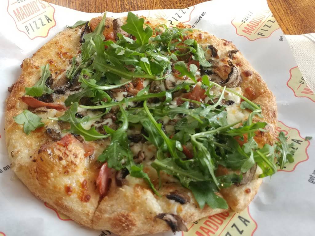 Uncle Maddios Pizza | restaurant | 2052 Town Center Blvd, Knoxville, TN 37922, USA | 8656922426 OR +1 865-692-2426
