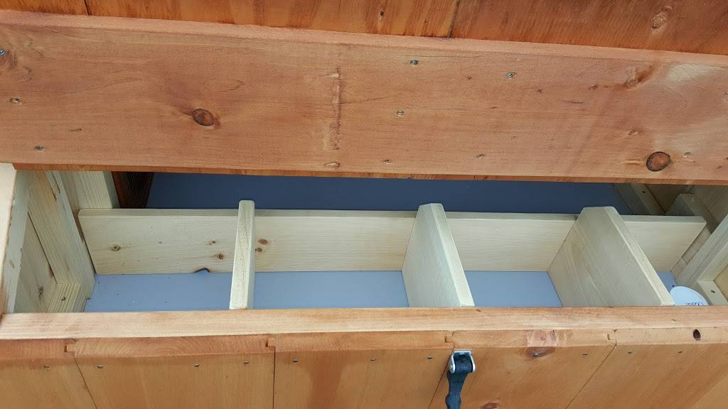 Smuckers Chicken Coops | restaurant | 195 Bell Rd, Christiana, PA 17509, USA | 7175292600 OR +1 717-529-2600