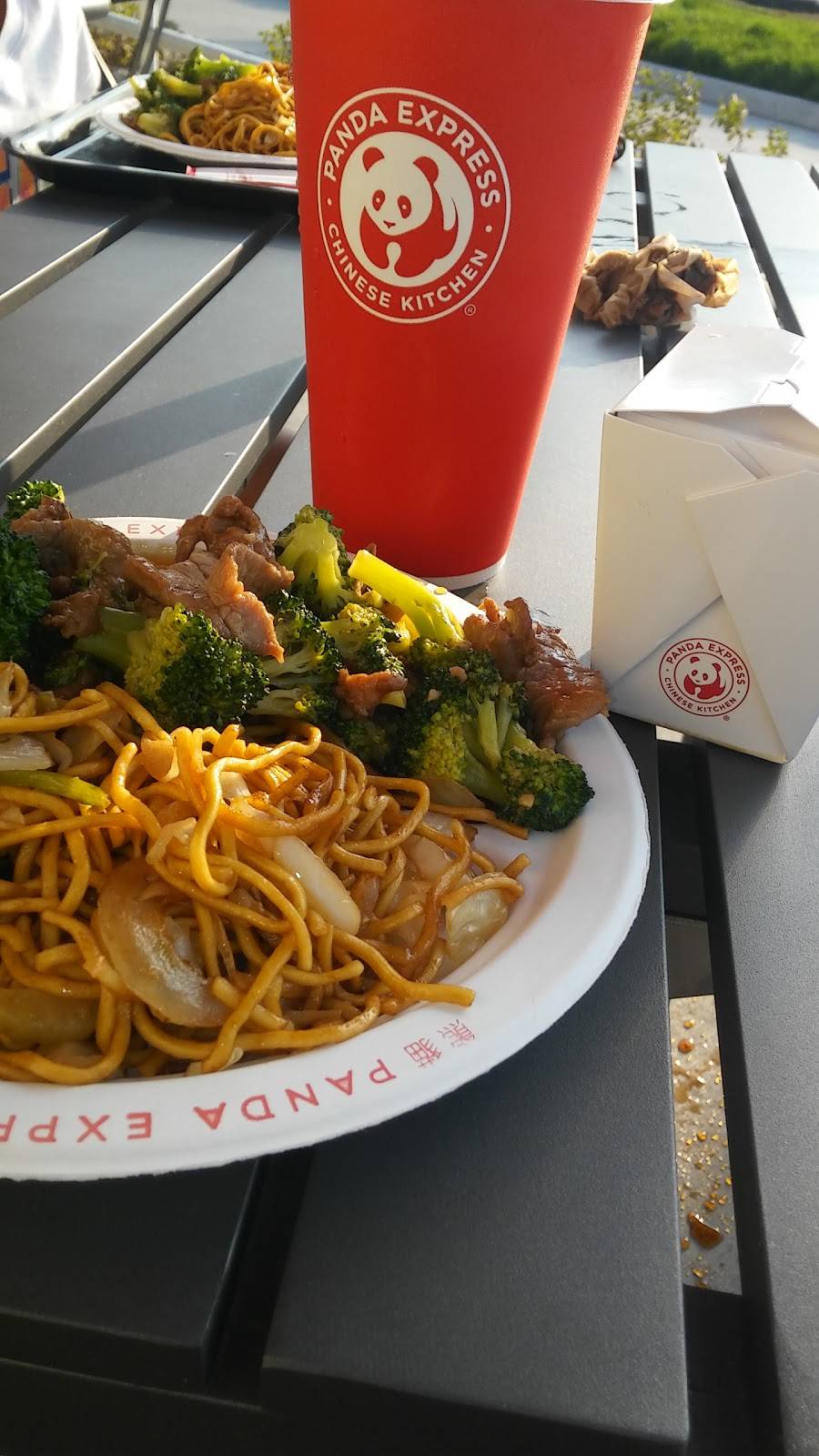 Panda Express | restaurant | 2855 State Rd, Cuyahoga Falls, OH 44223, USA | 3309228281 OR +1 330-922-8281