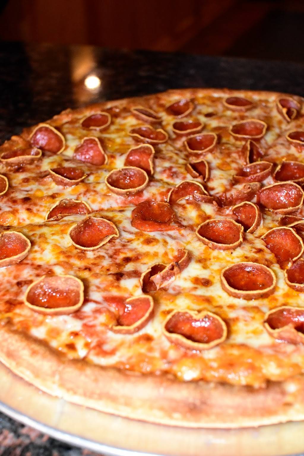 Four Brothers Pizzaria & Restaurant | restaurant | 254 Old Forge Rd, East Greenwich, RI 02818, USA | 4018840040 OR +1 401-884-0040