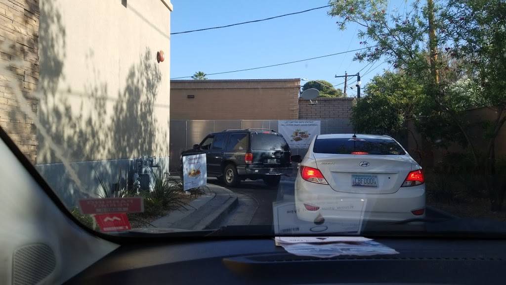 Chick-fil-A | restaurant | 4105 N 44th St, Phoenix, AZ 85018, USA | 6028404566 OR +1 602-840-4566